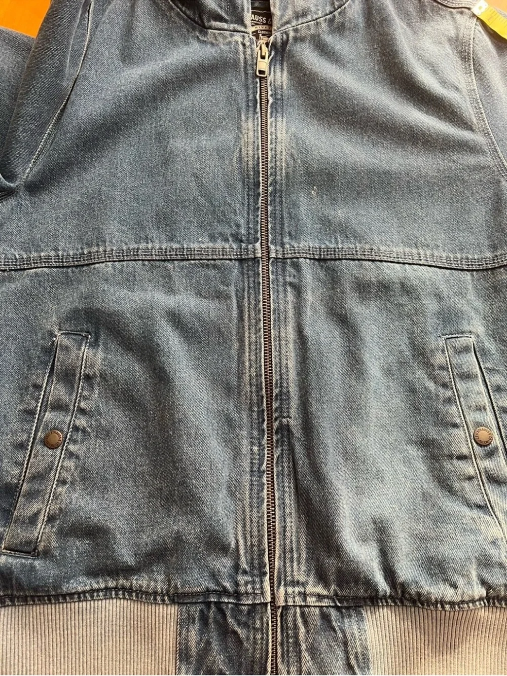 Levi’s Men’s Hooded Denim Jacket Medium NWOT – Indigo Zip Front – LM40C972